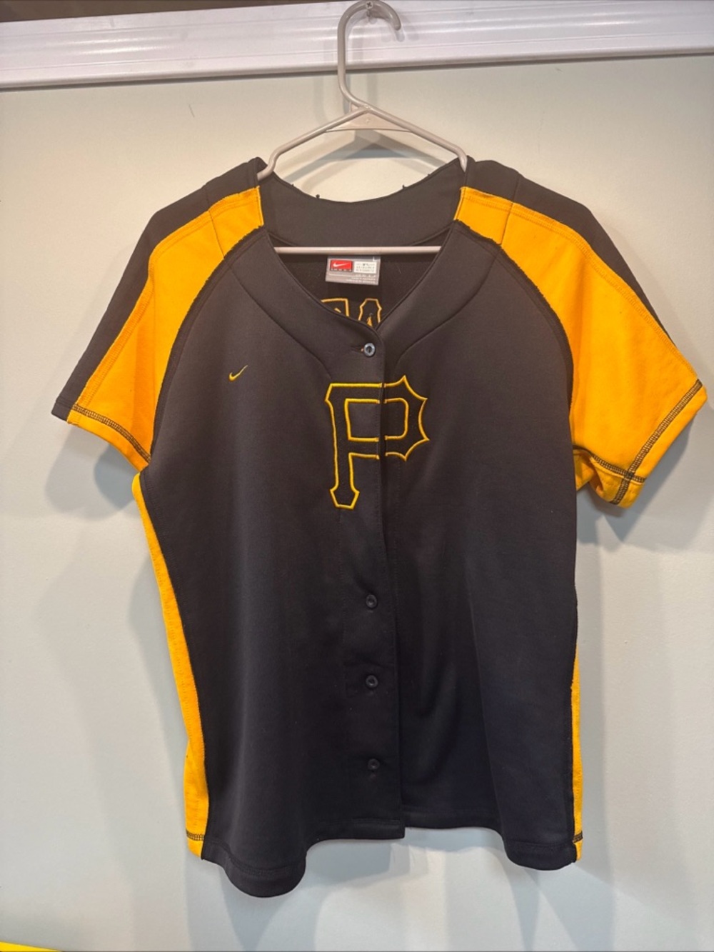 Nike Team Vintage 1990s Pittsburgh Pirates Stitched Button Front Youth L Jersey